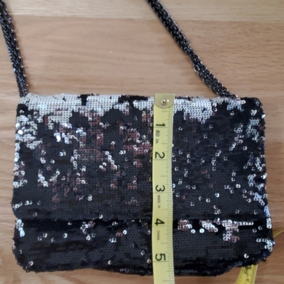 Steve Madden Sequined Crossbody Purse - Picture 5 of 6